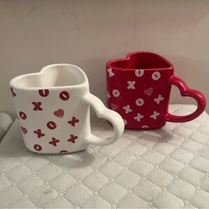 Set of 2 Heart Shaped XOXO Coffee Mugs Cups